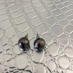 BLACK STUD COSTUME EARRINGS DRESS UP OR DOWN ELEGANT AND EASY TO WEAR NEVER WORN